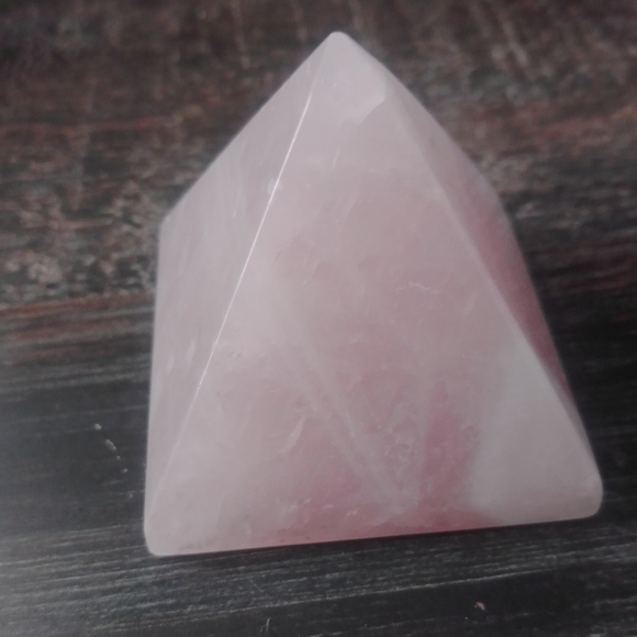Natural Rose Quartz Pyramid - Picture 3 of 3